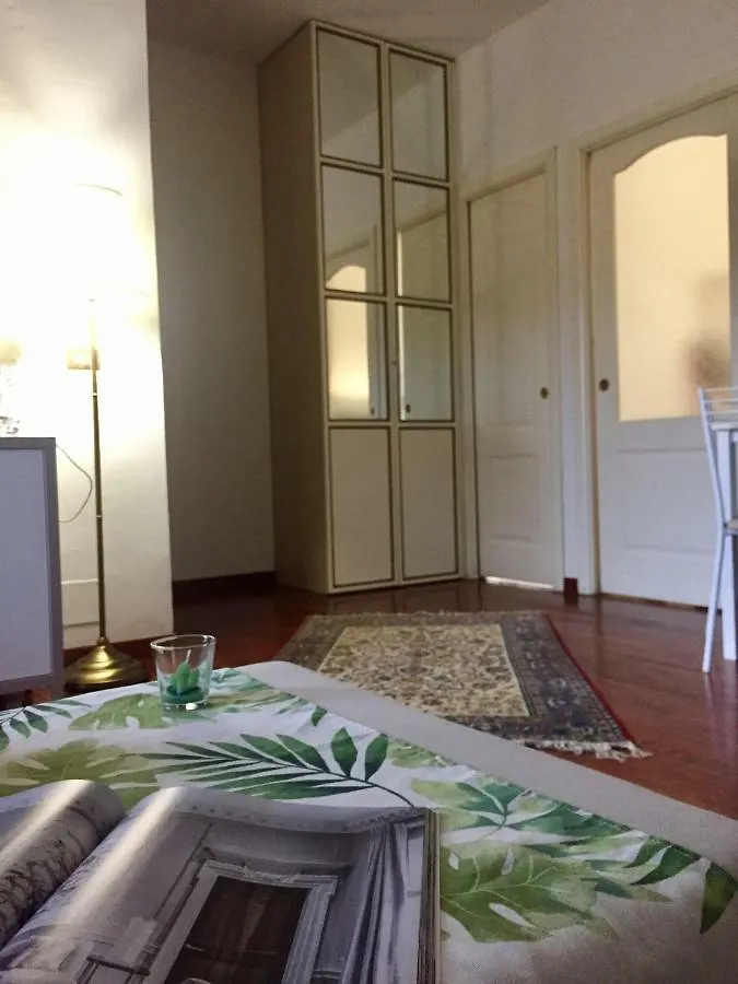 Suite 996 Milan