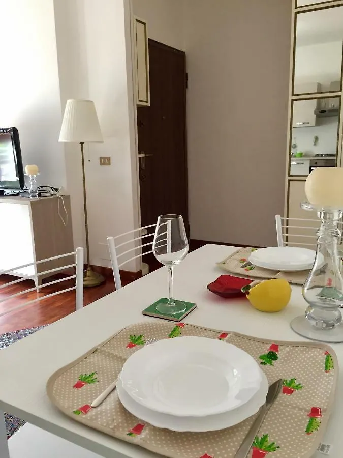 Apartment Suite 996 Milan Italy